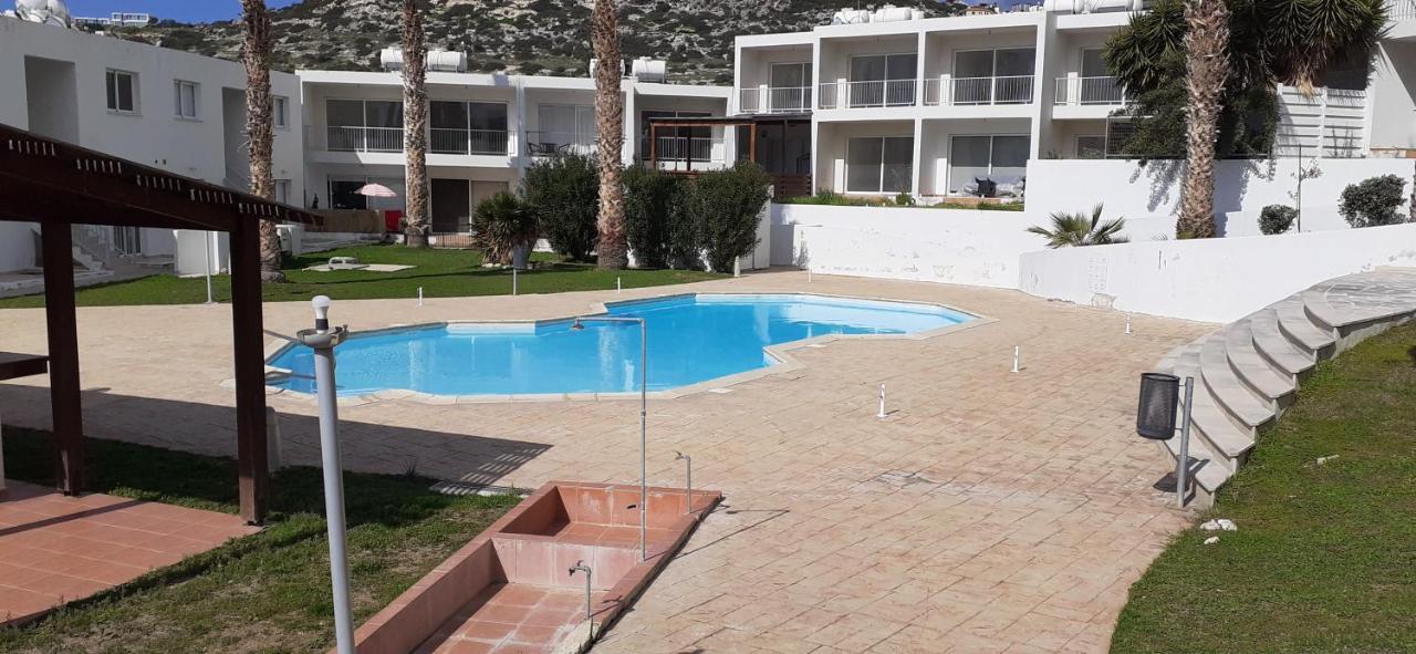 Akamandos 76 Apartment Peyia Exterior photo
